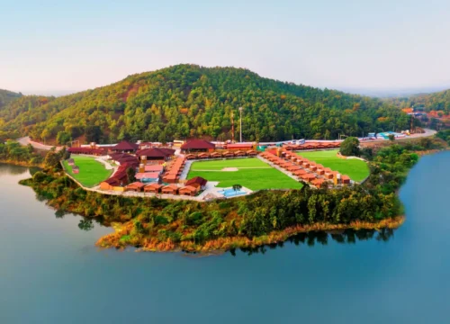 A Green Escape – Statue of Unity Tent City-1